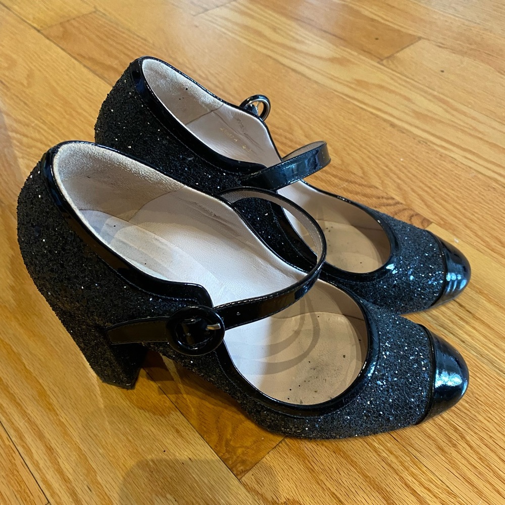 LK bennett size 41 mary jane heels with sequins.